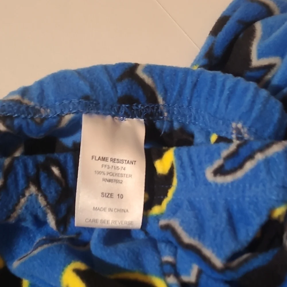 Batman Boys Pajama Set - Blue and Black NWT RV $46 Size 10